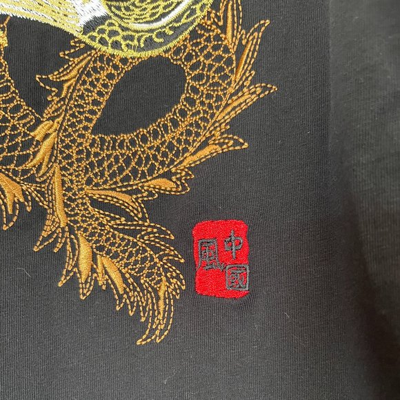 Black embroidered tee - Picture 5 of 5